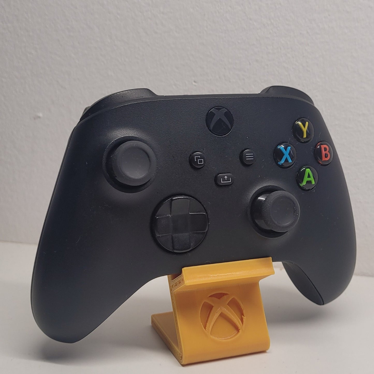 Soporte stand expositor mando Xbox one/series. Envíos desde España