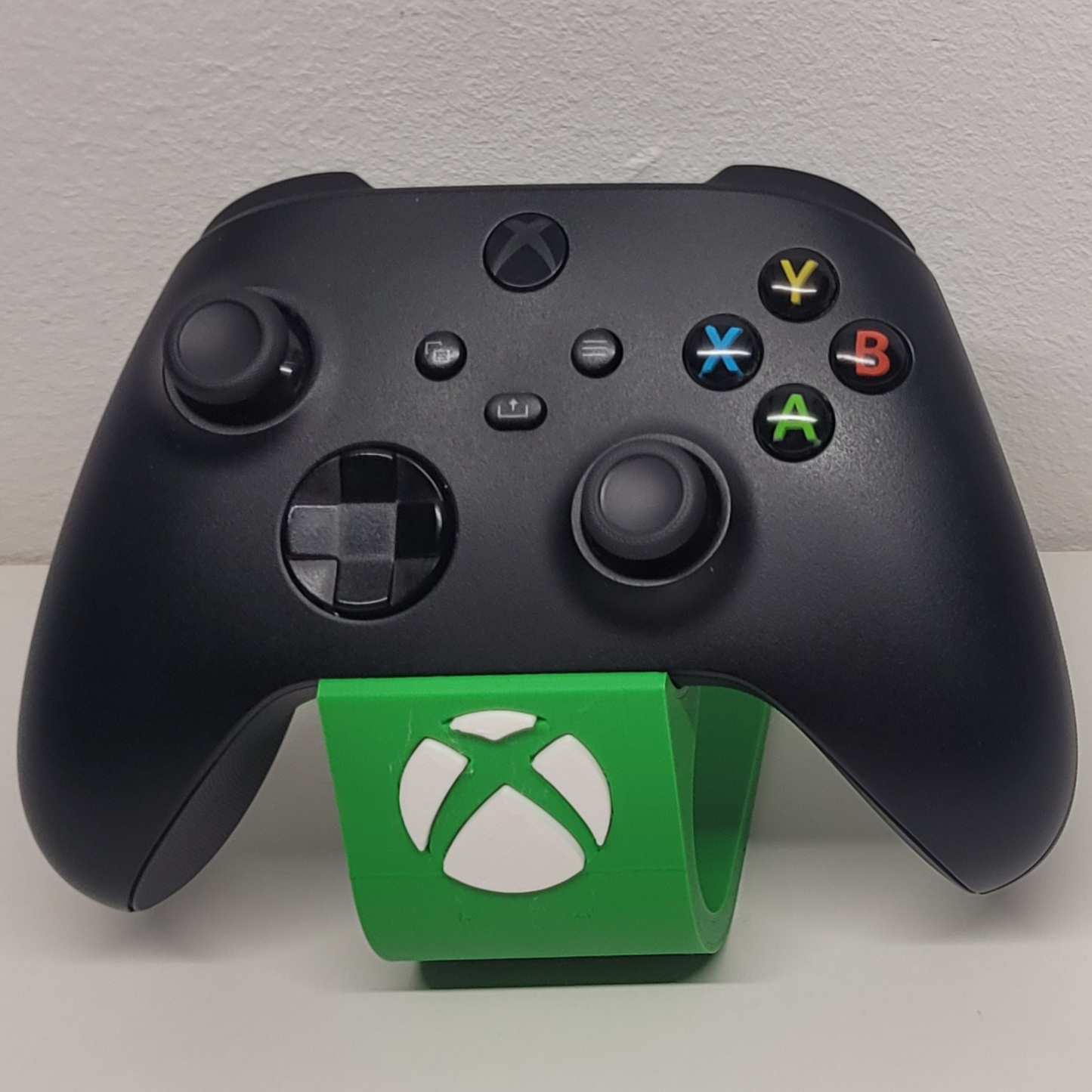 Expositor Mando Microsoft Xbox One/Series + Logo